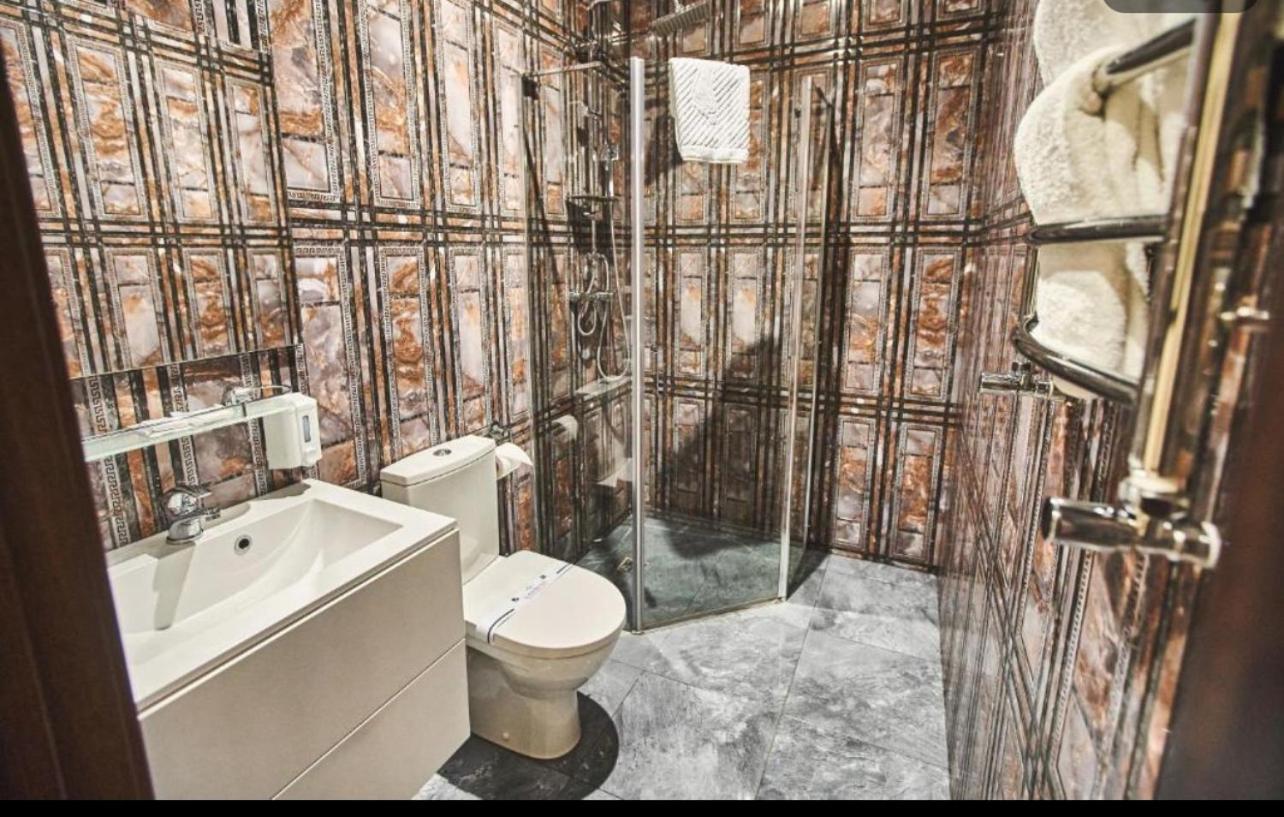 Готель Ангел На Великій Кільцевій Sofiivska Borshchahivka Exterior photo